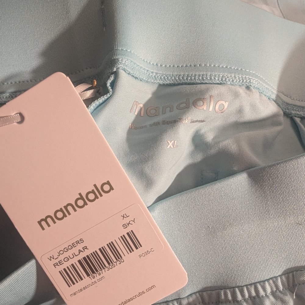 Light Blue Women scrub set - Picture 7 of 7
